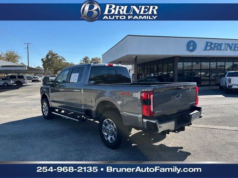 Used 2024 Ford F250 Lariat w/ Chrome Package image 9
