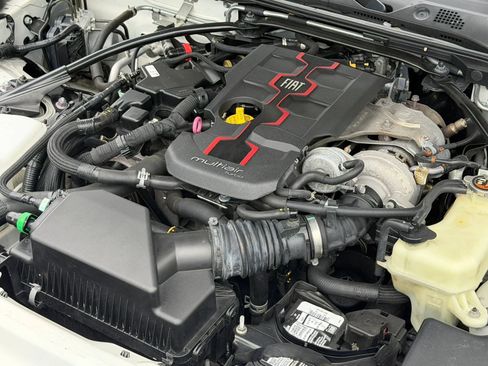 Used 2017 FIAT 124 Spider Abarth RWD image 10