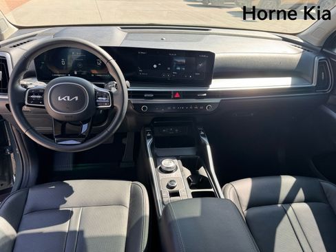 Certified 2025 Kia Sorento EX AWD/4WD image 15