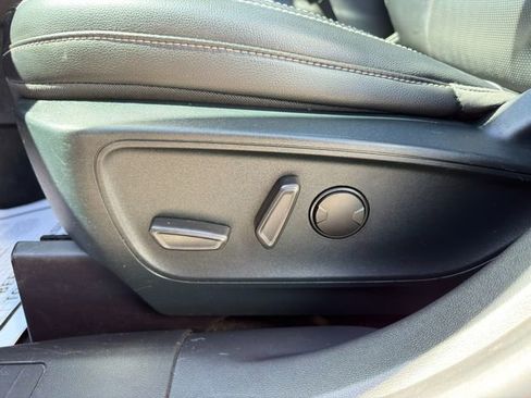 Used 2020 Ford Escape SE Sport AWD/4WD image 20