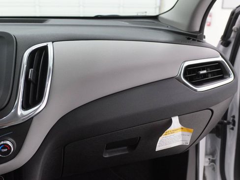 Used 2024 Chevrolet Equinox LS w/ Driver Confidence II Package FWD image 19