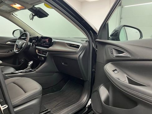 Used 2024 Buick Encore GX Sport Touring w/ Comfort Package image 27