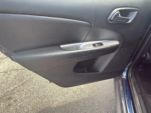 Used 2017 Dodge Journey SE FWD image 11