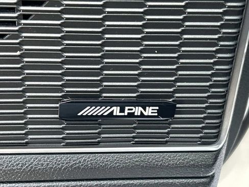 Used 2022 Jeep Grand Cherokee L Limited image 27