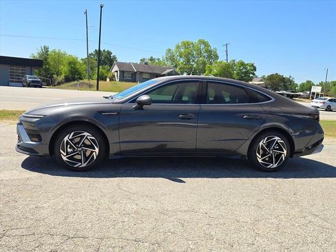 New 2026 Hyundai Sonata SEL FWD image 6