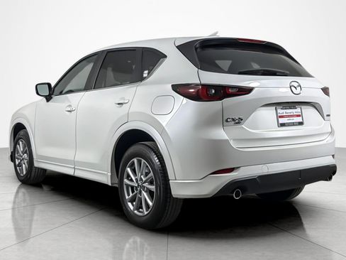 Used 2024 MAZDA CX-5 AWD 2.5 S w/ Select Package image 3
