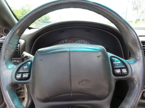 Used 2001 Chevrolet Camaro Z28 w/ SS Performance/Appearance Pkg image 11