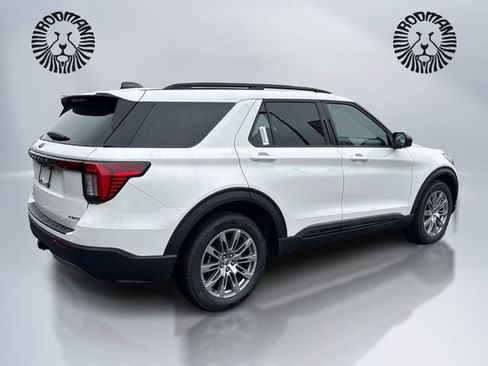 New 2026 Ford Explorer Active w/ Active Comfort Package AWD/4WD image 6