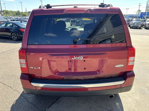 Used 2017 Jeep Patriot 4WD image 8