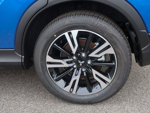 New 2026 Mitsubishi Eclipse Cross SE image 15