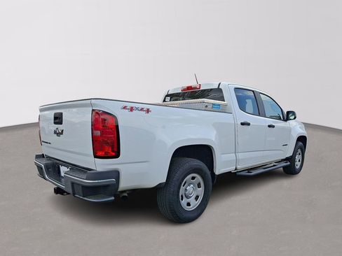 Used 2017 Chevrolet Colorado W/T AWD/4WD image 6