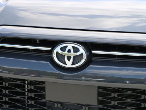 Used 2024 Toyota 4Runner TRD Off-Road Premium w/ Moonroof Package image 12