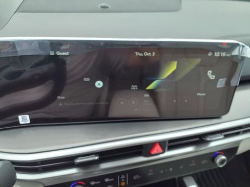 Used 2025 Kia Sorento S image 22