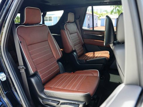 Used 2023 GMC Yukon Denali Ultimate AWD/4WD image 54