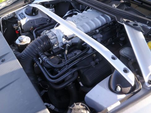 Used 2012 Aston Martin V8 Vantage Roadster image 24