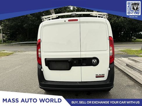 Used 2021 RAM ProMaster City Tradesman FWD image 3