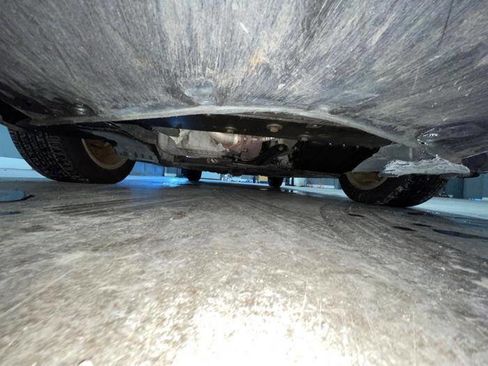 Used 2002 Chrysler Sebring LXi image 18