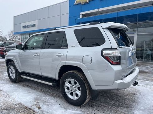 Used 2023 Toyota 4Runner SR5 Premium w/ Moonroof Package image 4