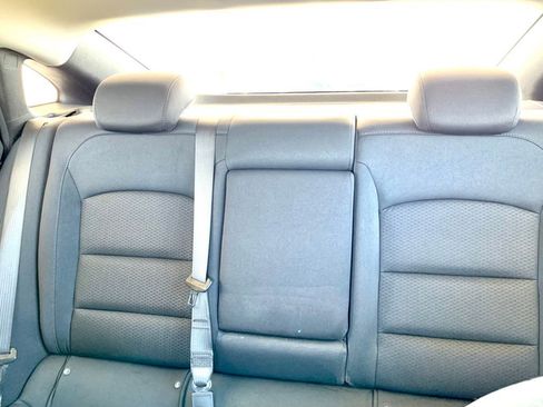 Used 2025 Chevrolet Malibu LT FWD image 36