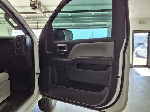Used 2016 GMC Sierra 2500 2WD Regular Cab image 4