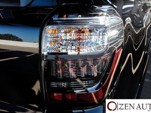 Used 2023 Toyota 4Runner Limited AWD/4WD image 51
