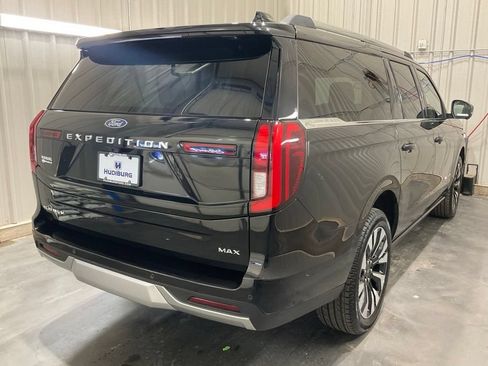 Used 2025 Ford Expedition Max Platinum w/ Driver's Package AWD/4WD image 25