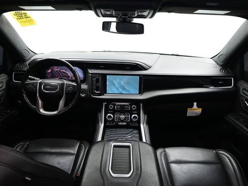 Used 2022 GMC Yukon Denali RWD image 13