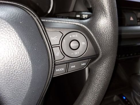 Used 2025 Toyota RAV4 XLE image 14