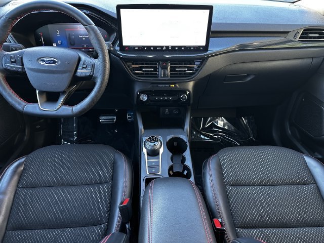 Certified 2024 Ford Escape ST-Line w/ Tech Pack #1 AWD/4WD image 15