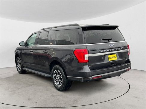 Certified 2024 Ford Expedition Max XLT image 3
