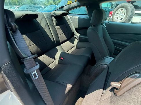 Used 2013 Ford Mustang Coupe RWD image 15