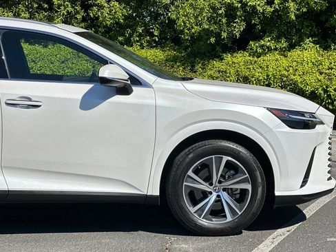 Used 2024 Lexus RX 350 FWD w/ Technology Package image 34