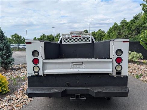 Used 2015 Chevrolet Silverado 3500 W/T AWD/4WD image 4