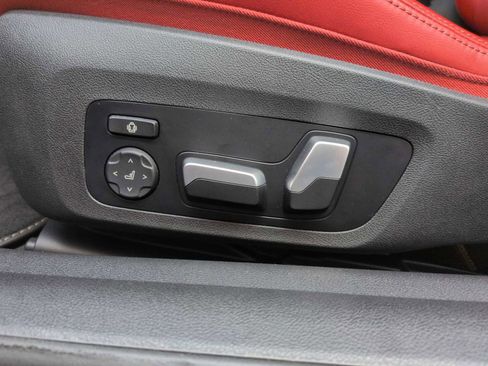 Used 2023 BMW M4 xDrive Competition w/ M Carbon Exterior Package image 18