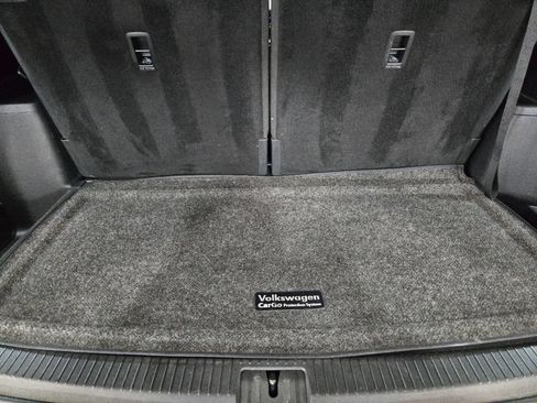 Used 2024 Volkswagen Atlas SEL AWD/4WD image 56