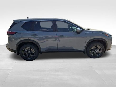 New 2026 Nissan Rogue SV FWD image 6