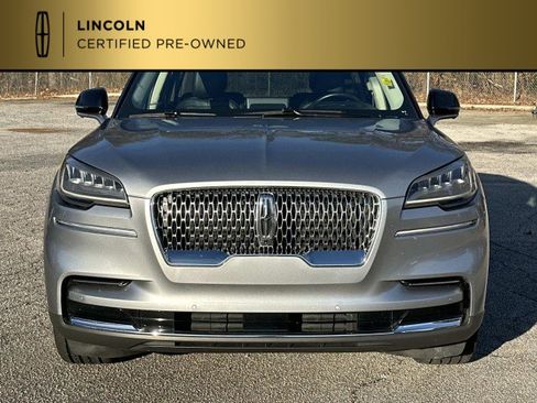 Certified 2023 Lincoln Aviator Reserve w/ Equipment Group 201A image 2