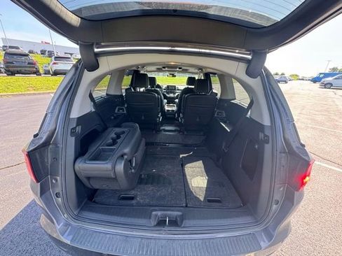 Used 2024 Honda Odyssey Elite image 10