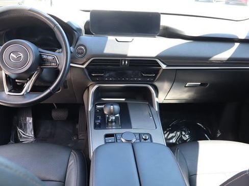 Used 2024 MAZDA CX-90 Plug-In Hybrid w/ Preferred AWD/4WD image 32
