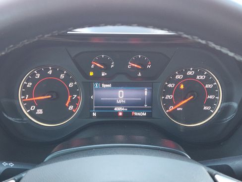 Used 2020 Chevrolet Camaro LT w/ RS Package image 22