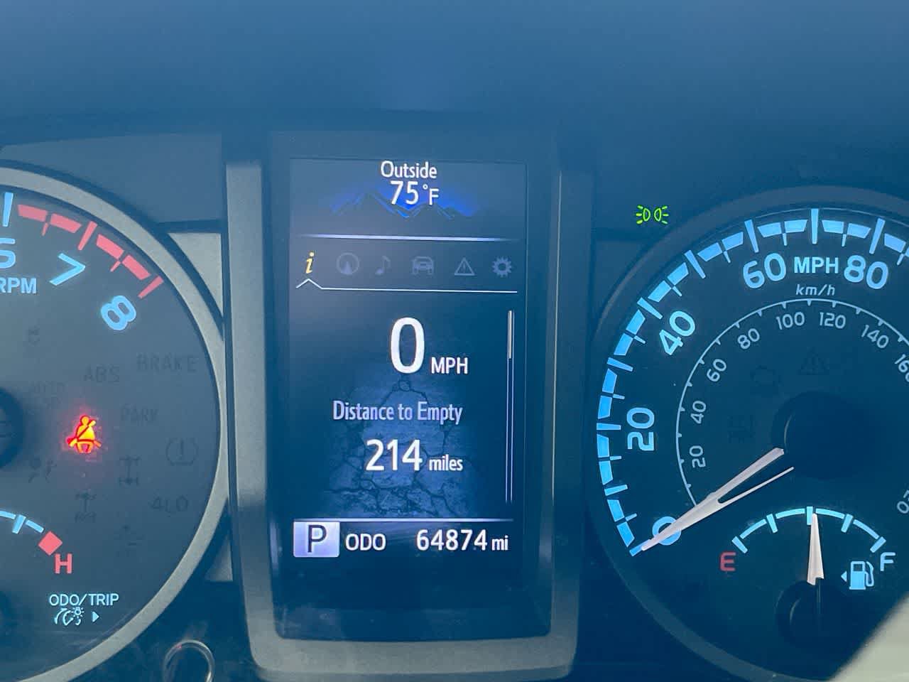 Used 2017 Toyota Tacoma TRD Sport AWD/4WD image 15