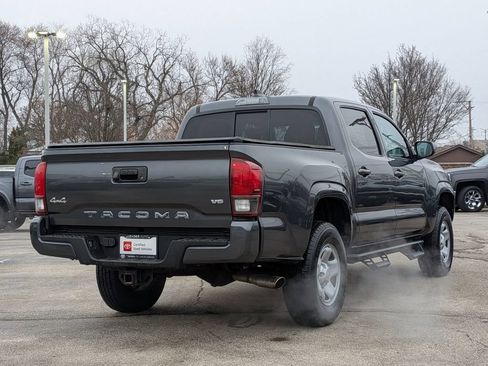 Used 2022 Toyota Tacoma SR AWD/4WD image 7