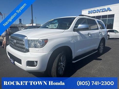 Used 2017 Toyota Sequoia Limited w/ Safety & Convenience Package AWD/4WD image 1