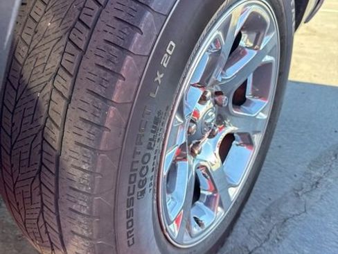 Used 2016 RAM 1500 Laramie w/ Convenience Group image 11