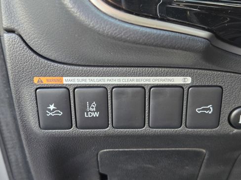 Used 2022 Mitsubishi Outlander SEL image 26