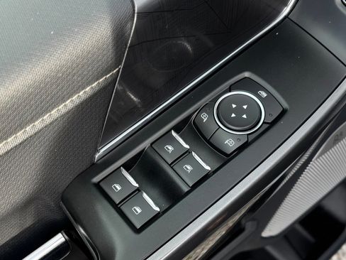 Certified 2022 Ford F150 XLT w/ Equipment Group 302A High image 31