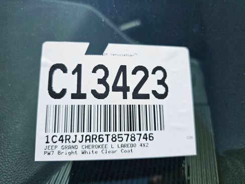 New 2026 Jeep Grand Cherokee L 2WD image 10