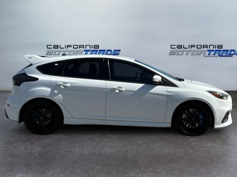 Used 2017 Ford Focus RS AWD/4WD image 4