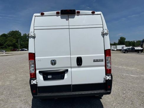 Used 2023 RAM ProMaster 2500 FWD image 3