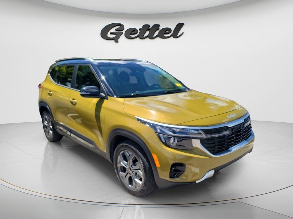 Used 2024 Kia Seltos S FWD image 3